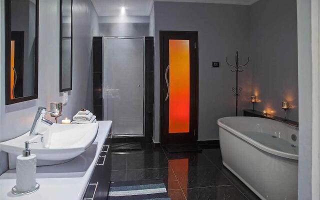 Unit Number 620 Cape Royale Luxury Apartments