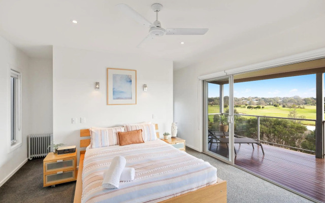 Saltwater Breeze Retreat