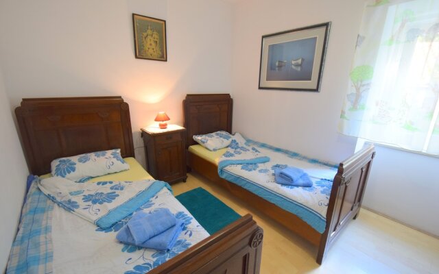 Apartment Neven