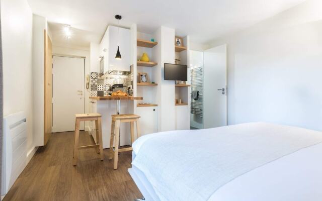 Guestready Designer Studio For 2, Close To Louvre Museum