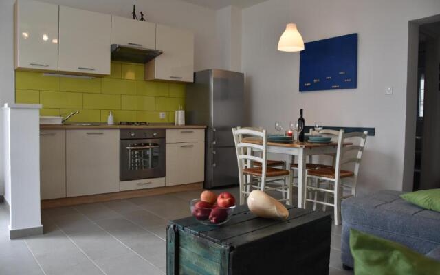 Apartman Vitamare 160 m from the beach
