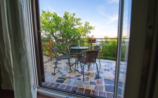 Peacefull Place With Great Seaview