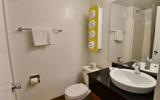 Motel 6 Boston - Danvers