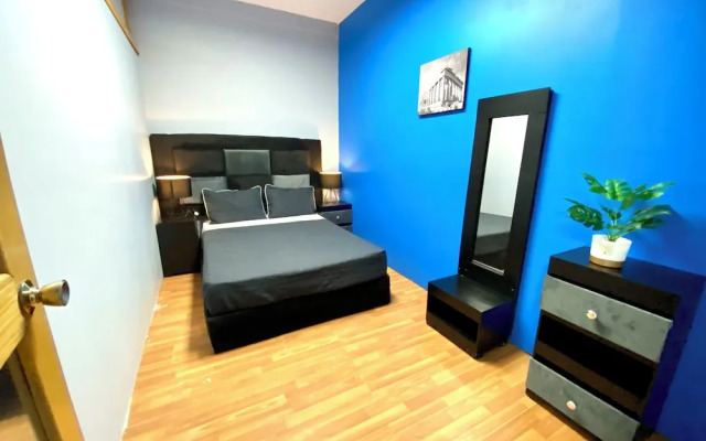 Roomies Hotel - World Trade Center