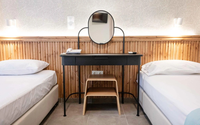 Hotel Lux
