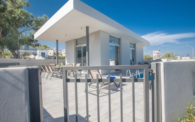 Villa Prpo490a, Stunning 5bdr Protaras Villa With Pool, Close to the Beach