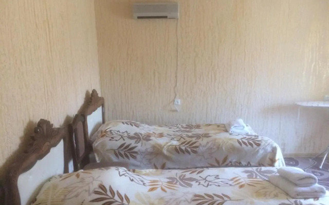 Lucy Hostel