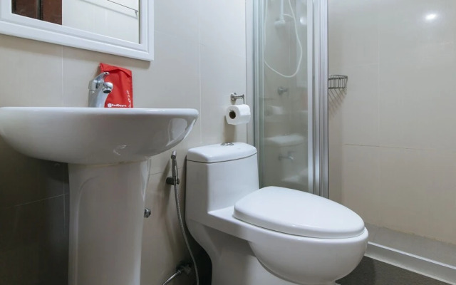 RedDoorz Premium @ Trece Indang Road