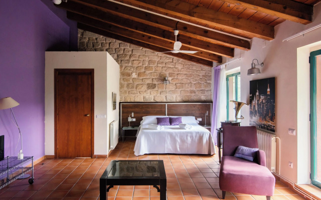 Hospedium Hotel la Parada del Compte