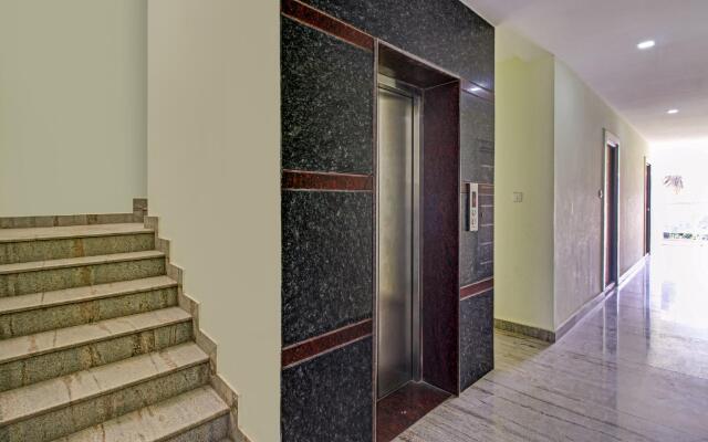 SPOT ON 77398 Shree Srinivasa Residency