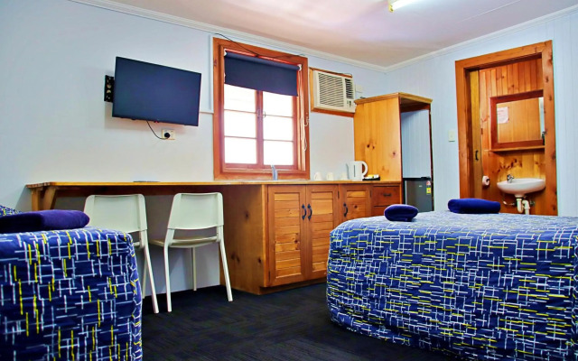 Brisbane Manor Hotel