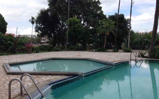 Diamond River Ping Petch-Ngam Hotel