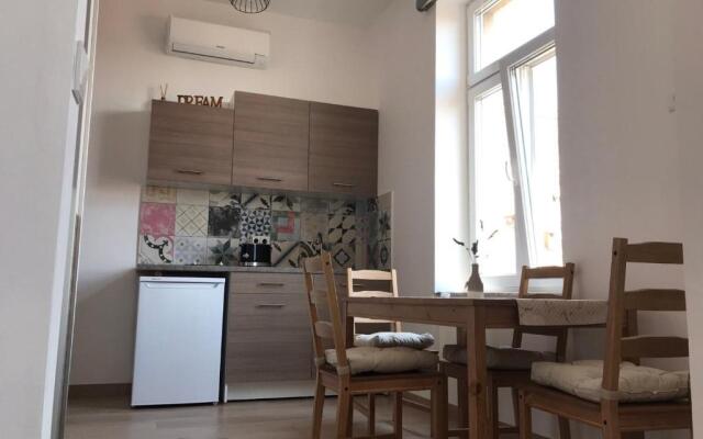 Studio Apartmani Paola