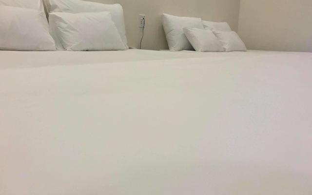 Hotel Pure
