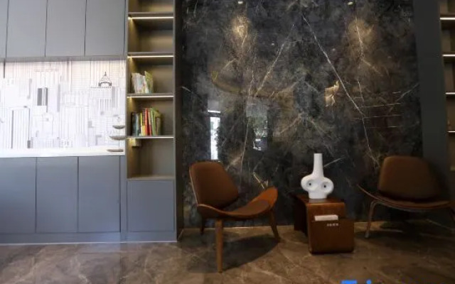 Starway Hotel (Shijiazhuang Weiming South Street)