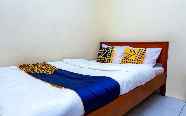 SPOT ON 2719 Homestay Rizqi Syariah - Hostel