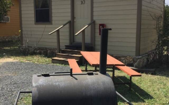 The Leakey Inn by CMD