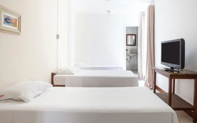 Hotel Economy 888 By UP Hotel Próximo a Praça da Estação e Rodoviária
