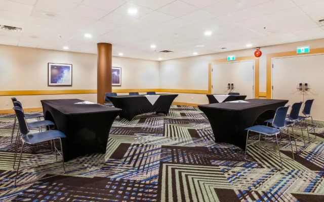 Holiday Inn Express-Langley By IHG