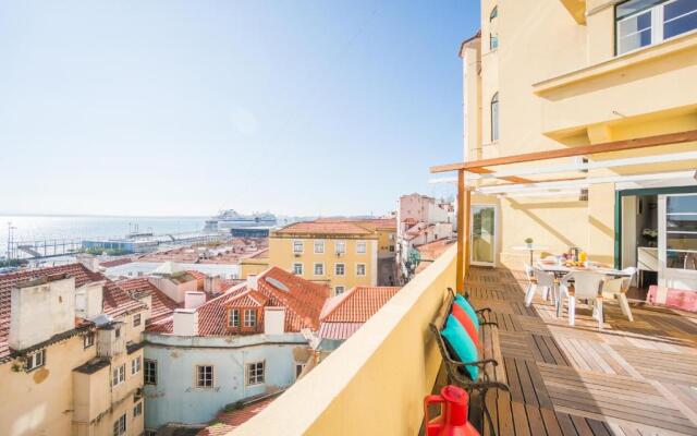 Spectacular terrace view of Tagus