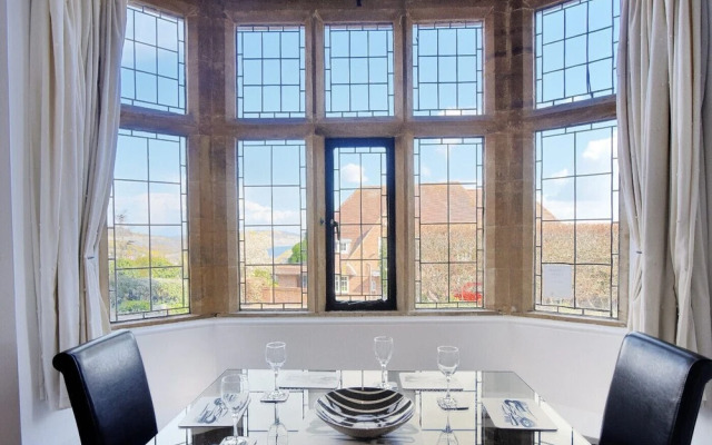1 Coram Tower