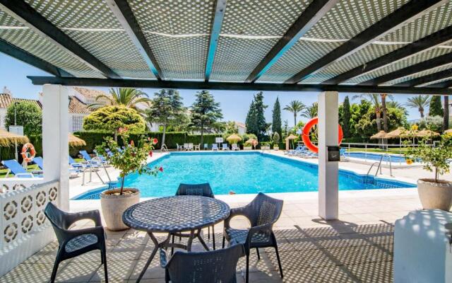 MA2- Sea views, walking distance to Puerto Banus