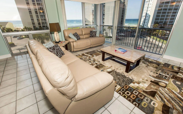 Shoreline Towers by Holiday Isle