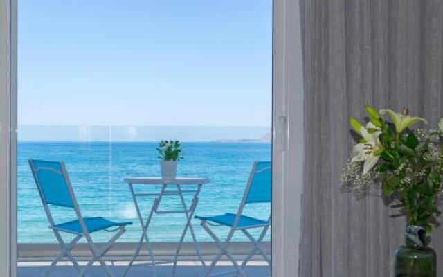 Sonja Beachfront Apartments