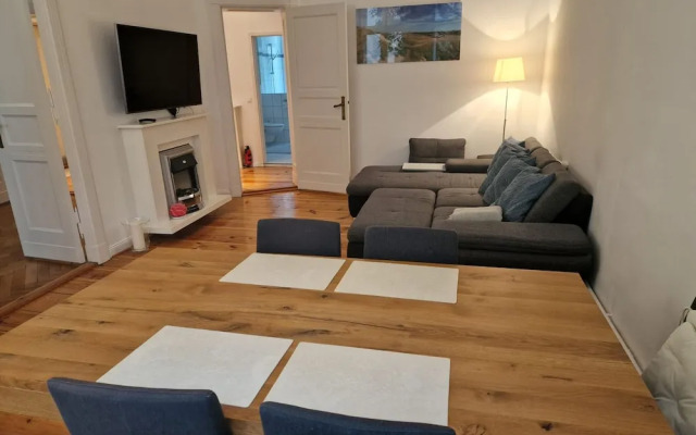 Family Apartment Charlottenburg