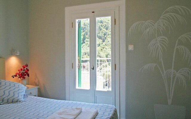 Zefiros Traditional Hotel