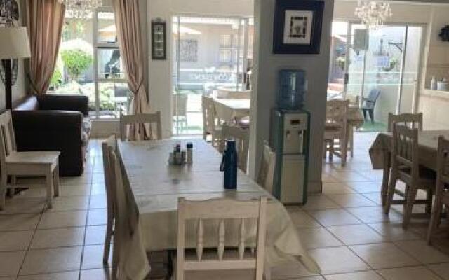 Oaklands Inn and Conference