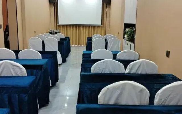 Shankee Hotel (Shangqiu High-speed Railway Station)
