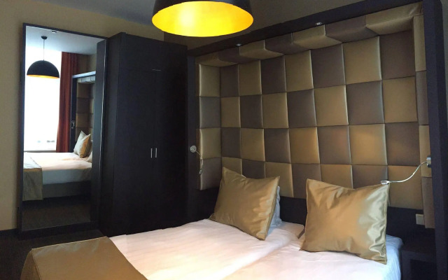 Golden Mansion Aparthotel