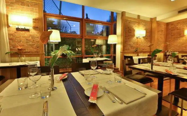 Best Western Hotel Master