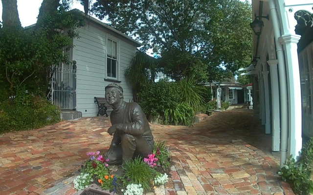 Parnell Pines