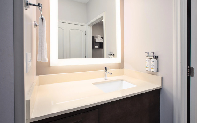 Staybridge Suites Auburn Hills by IHG