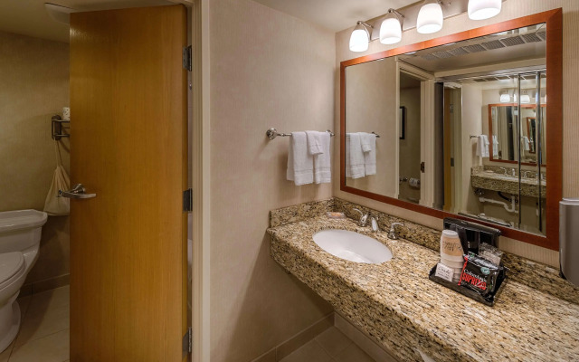 Best Western Plus Silverdale Beach Hotel