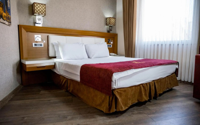 Selcuk Hotel Sems-i Tebrizi
