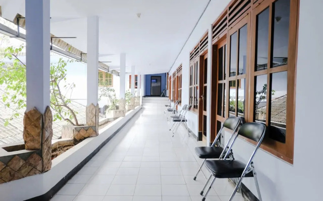 OYO 421 Alianda Guest House Syariah