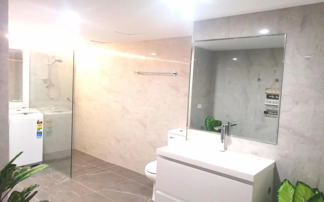 Silverton Holiday Apartments