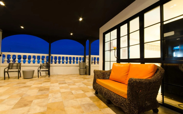 Khaosan Palace Hotel