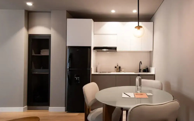 w Amazing Loft w/ Modern Balcony in Unicentro