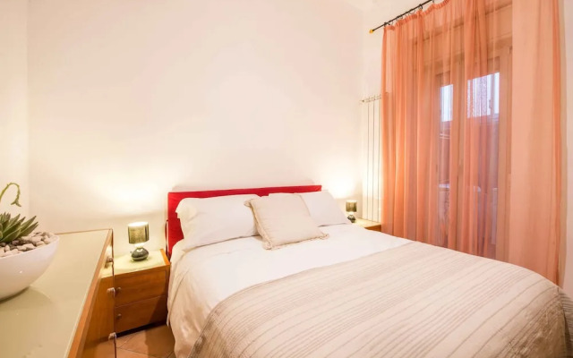 A Family Apartment in Mondello