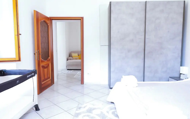 Apartment in Villa Between Como and Switzerland