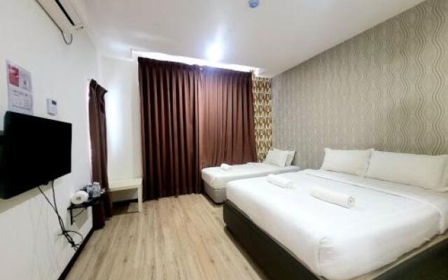 Ada Hotel & Apartment