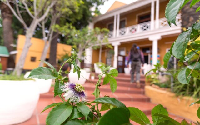 Ashanti Lodge Backpackers Gardens