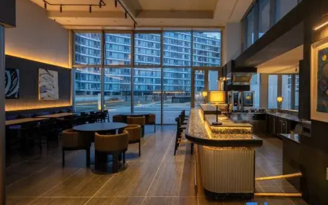 Yin Plus Hotel