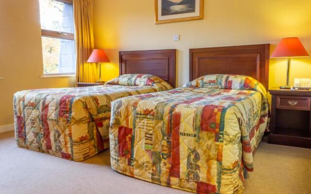 Lynhams Hotel
