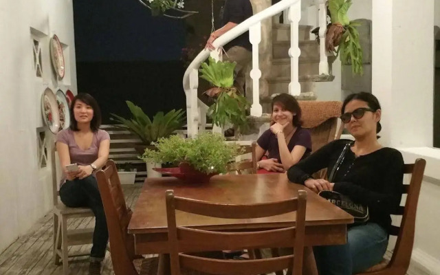 The Loft @ 13 Hibiscus