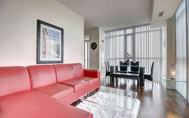 Custom Luxury Suite - By Elite Suites